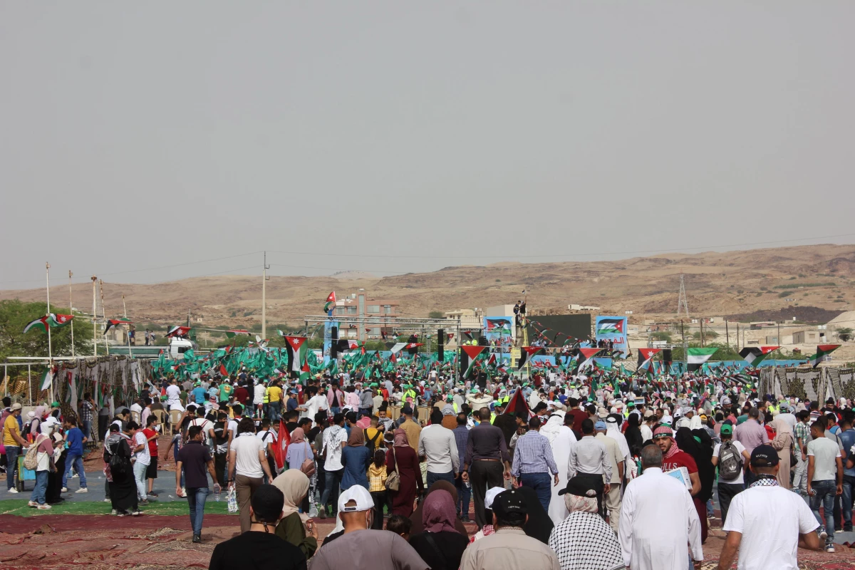 Ürdün\'ün birçok kentinde Filistin\'le dayanışma gösterileri düzenlendi
