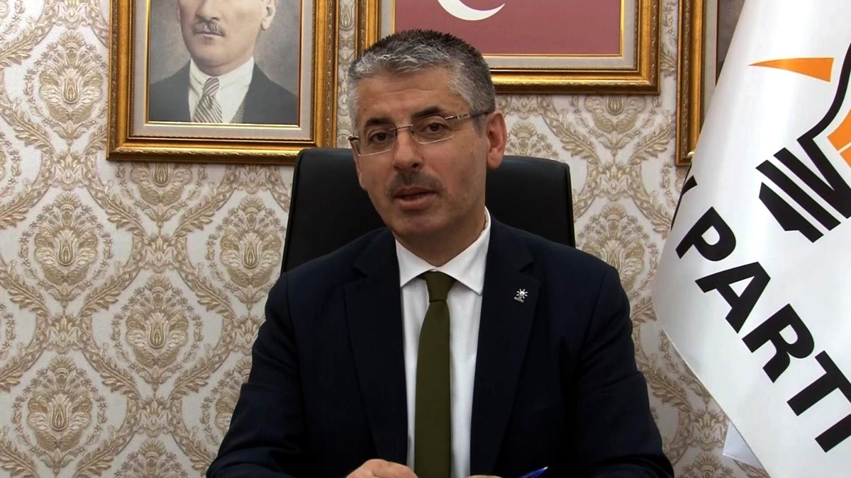 Çopuroğlu\'ndan \'Kayserispor\' yorumu: "Allah nasip eder bir gün şampiyon oluruz, hedef çok uzak değil"