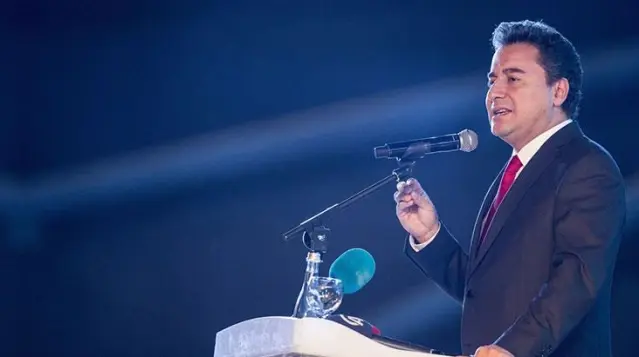 Cumhurbaşkanı Erdoğan için imza verip Abdullah Gül'e çalışan Ali Babacan'a direkt soruldu: İki yüzlü müsünüz? Cumhurbaşkanı Erdoğan için imza verip Abdullah Gül'e çalışan Ali Babacan'a direkt soruldu: İki yüzlü müsünüz?