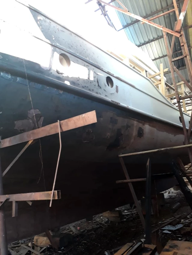 Fethiye'deki yangında iki tekne zarar gördü