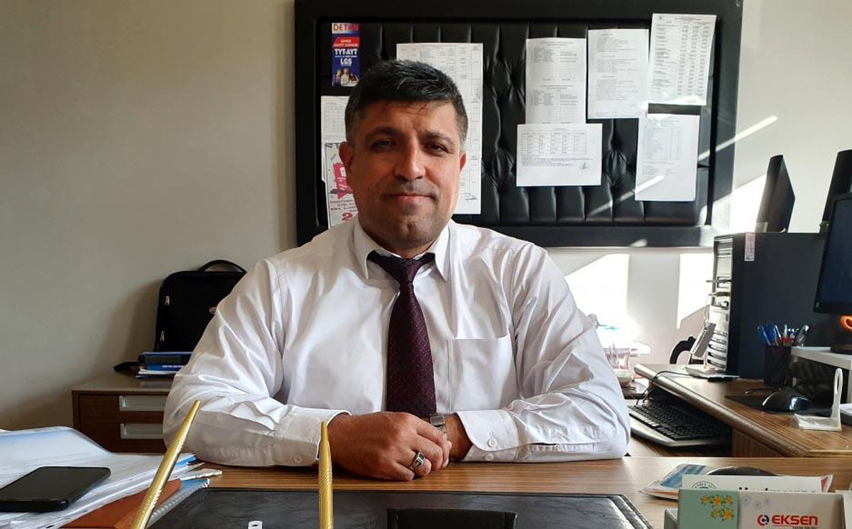 Kayseri\'de otomobilin çarptığı öğretmen hayatını kaybetti