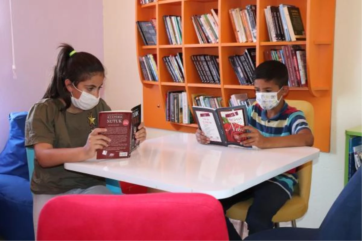 Midyatlı köy çocukları için kütüphane