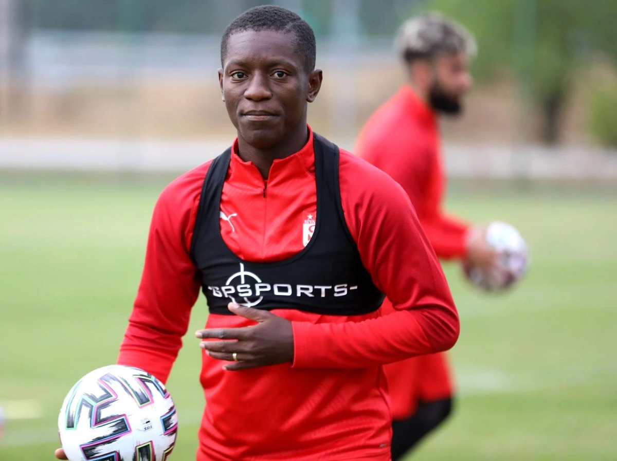 Sivasspor\'un istikrar abidesi Max Gradel