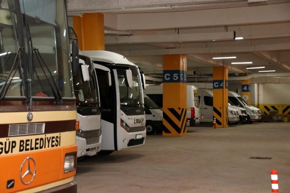 Ürgüp\'te yenilenen kapalı otopark hizmete girdi