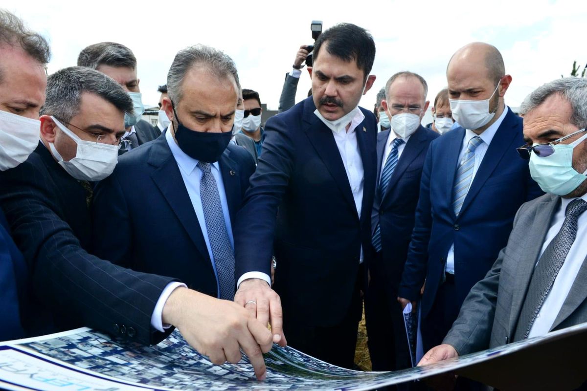 Yıldırım\'a hizmet yağdı