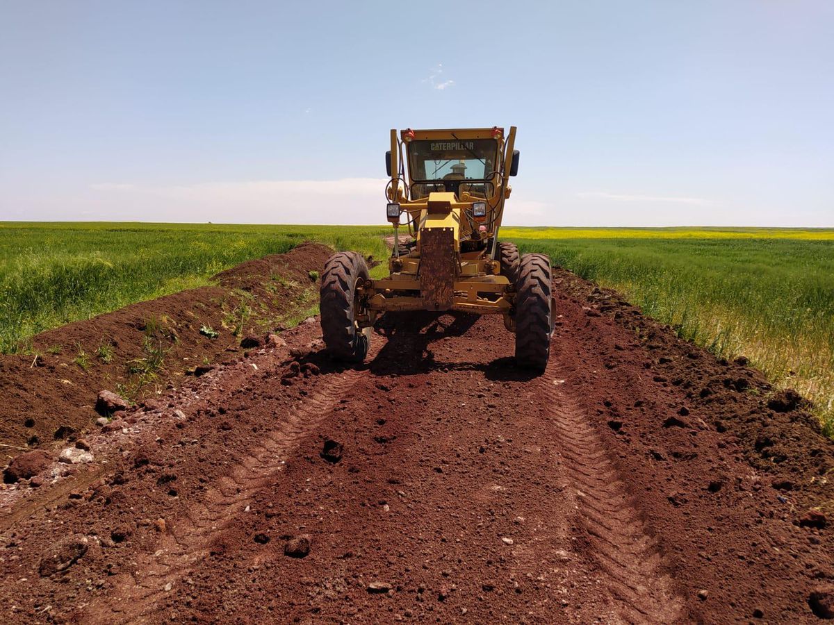 Bağlar Belediyesinin yol yapım çalışmaları devam ediyor