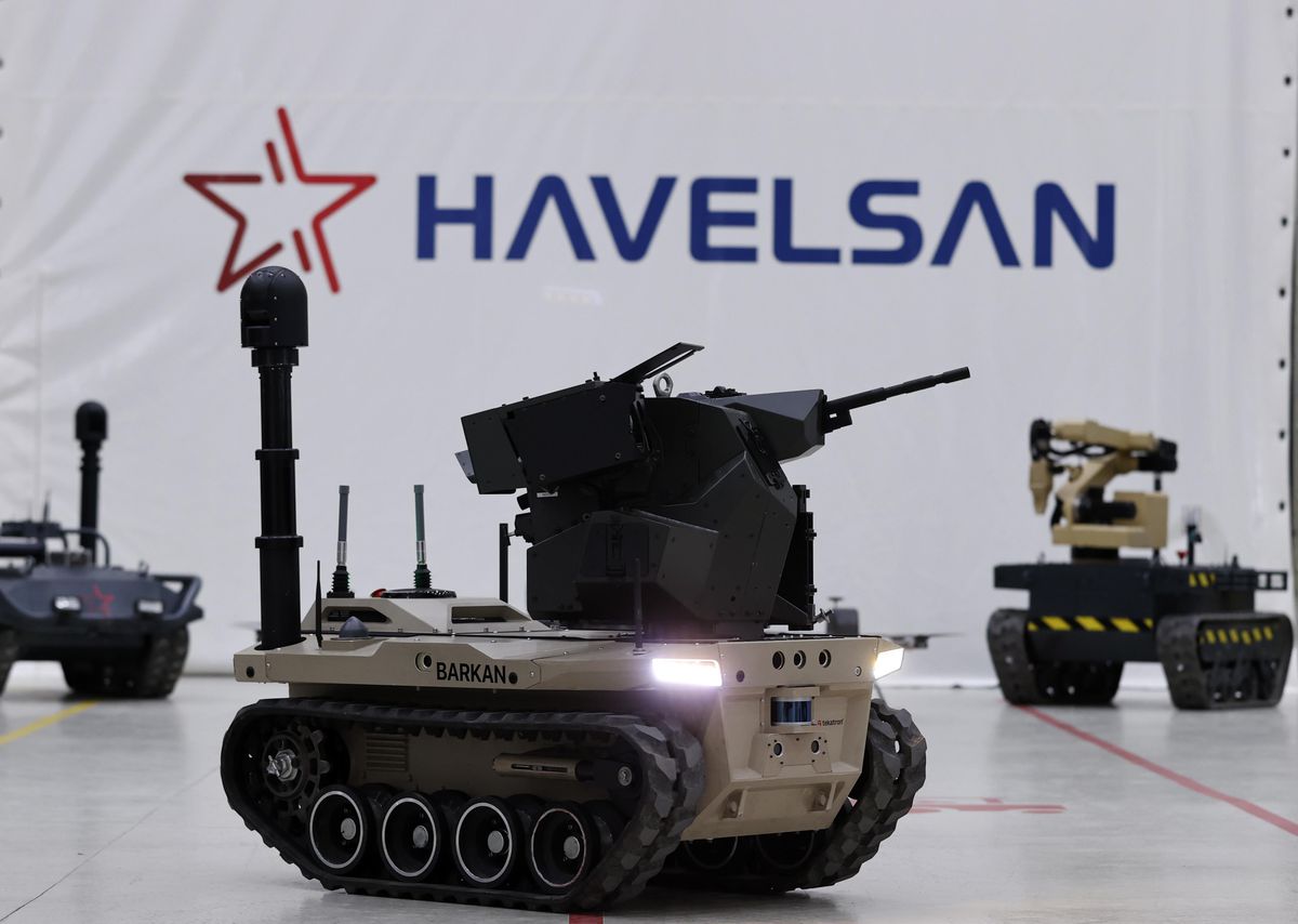 Dijital birliğin robot askeri Barkan göreve hazırlanıyor