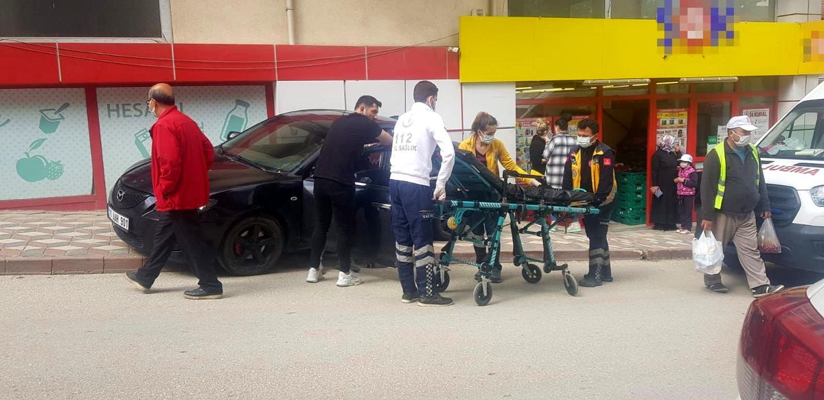 Son dakika 3. sayfa: Hastalığı nedeniyle bilincini kaybeden sürücü kaza yaptı