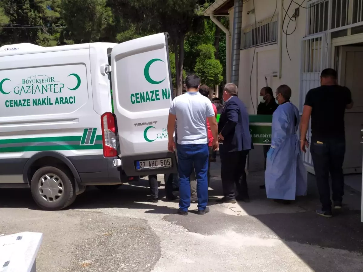 Son dakika haberleri | Kontrolsüz park eden tır, liseli genci hayattan kopardı