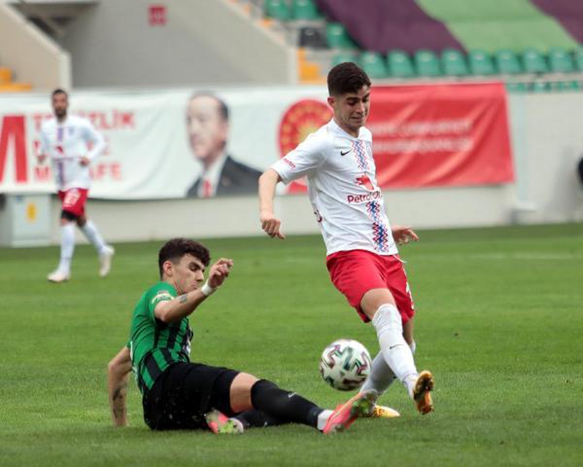 Altınordulu Burak İnce devleri peşine taktı