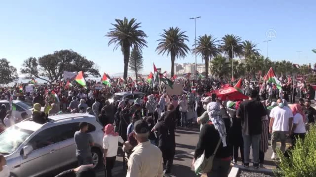 CAPE TOWN - İsrail\'in Filistinlilere yönelik saldırıları Güney Afrika\'nın Cape Town kentinde protesto edildi
