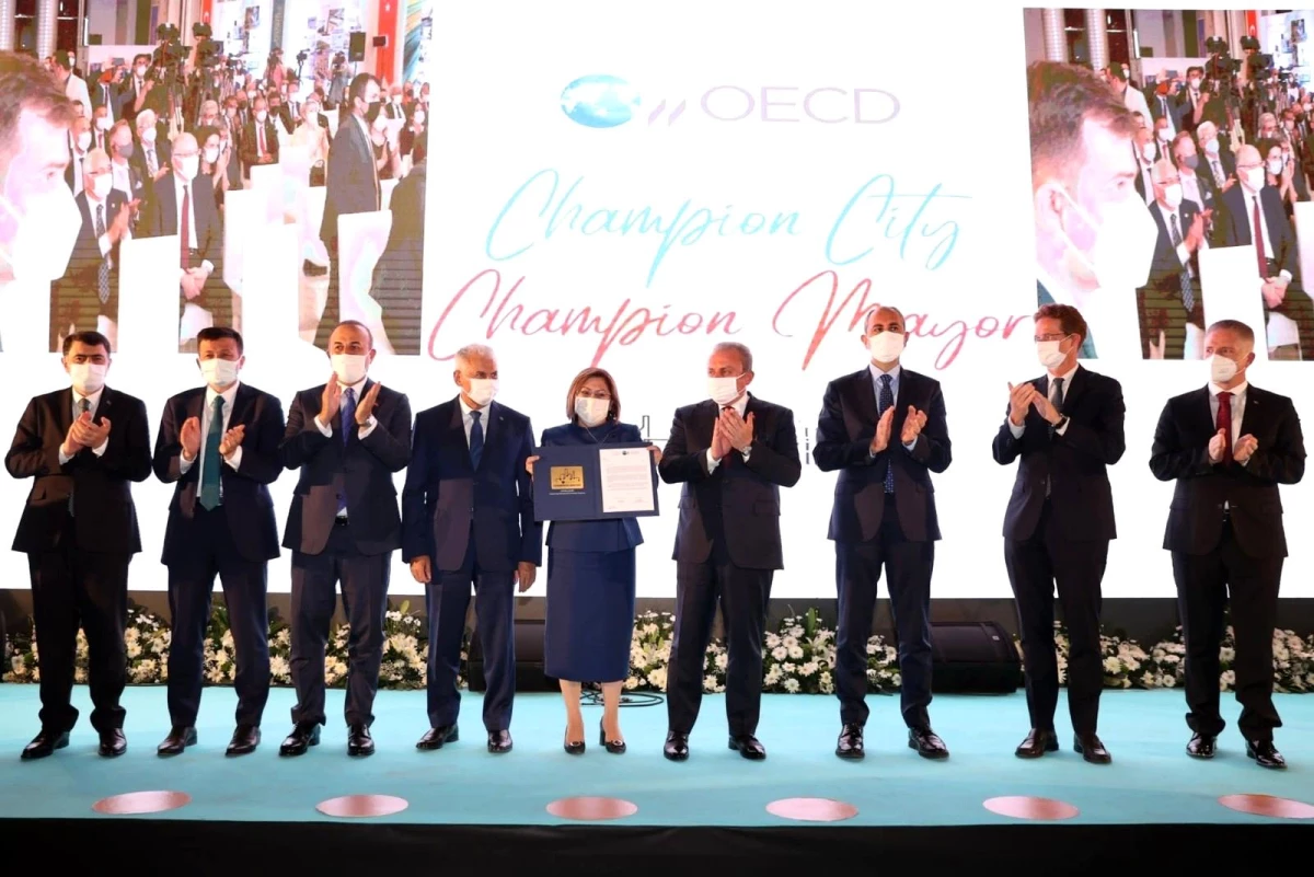 Fatma Şahin OECD Şampiyon Başkanlar arasına Türkiye\'den katılan ilk belediye başkanı oldu