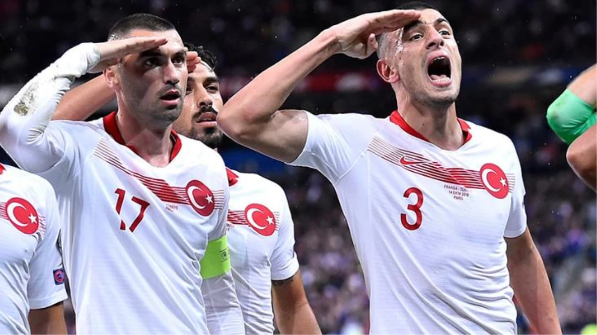 Merih Demiral: İtalyanlara Burak Yılmaz\'ın gollerini gösteriyorum