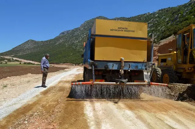 Naldöken yolu bakıma alındı