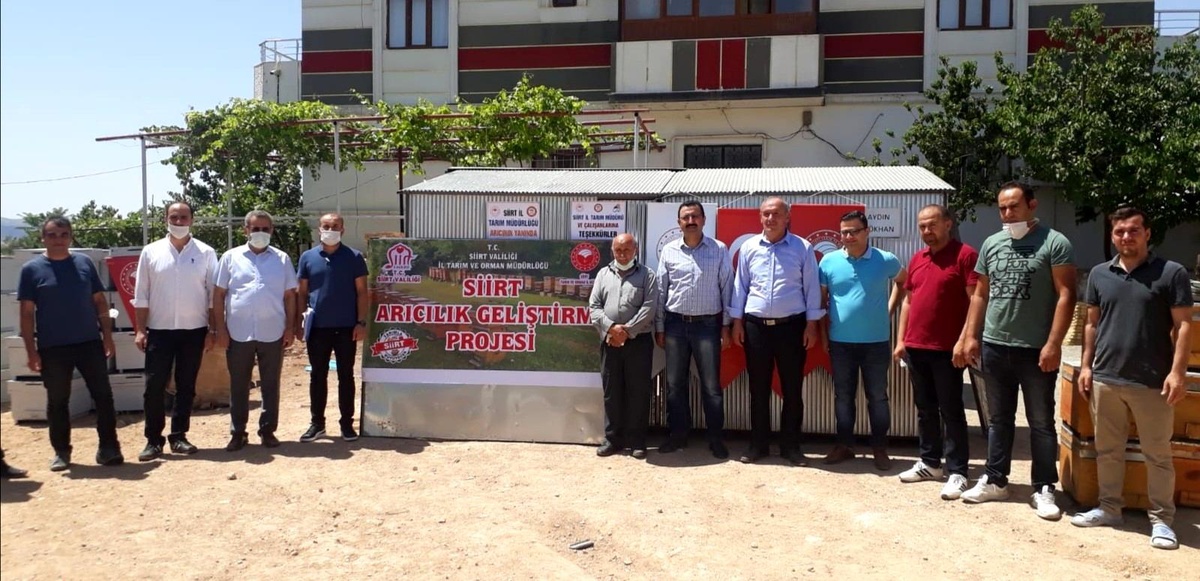 Siirtli arıcılara ekipman desteği sağlandı