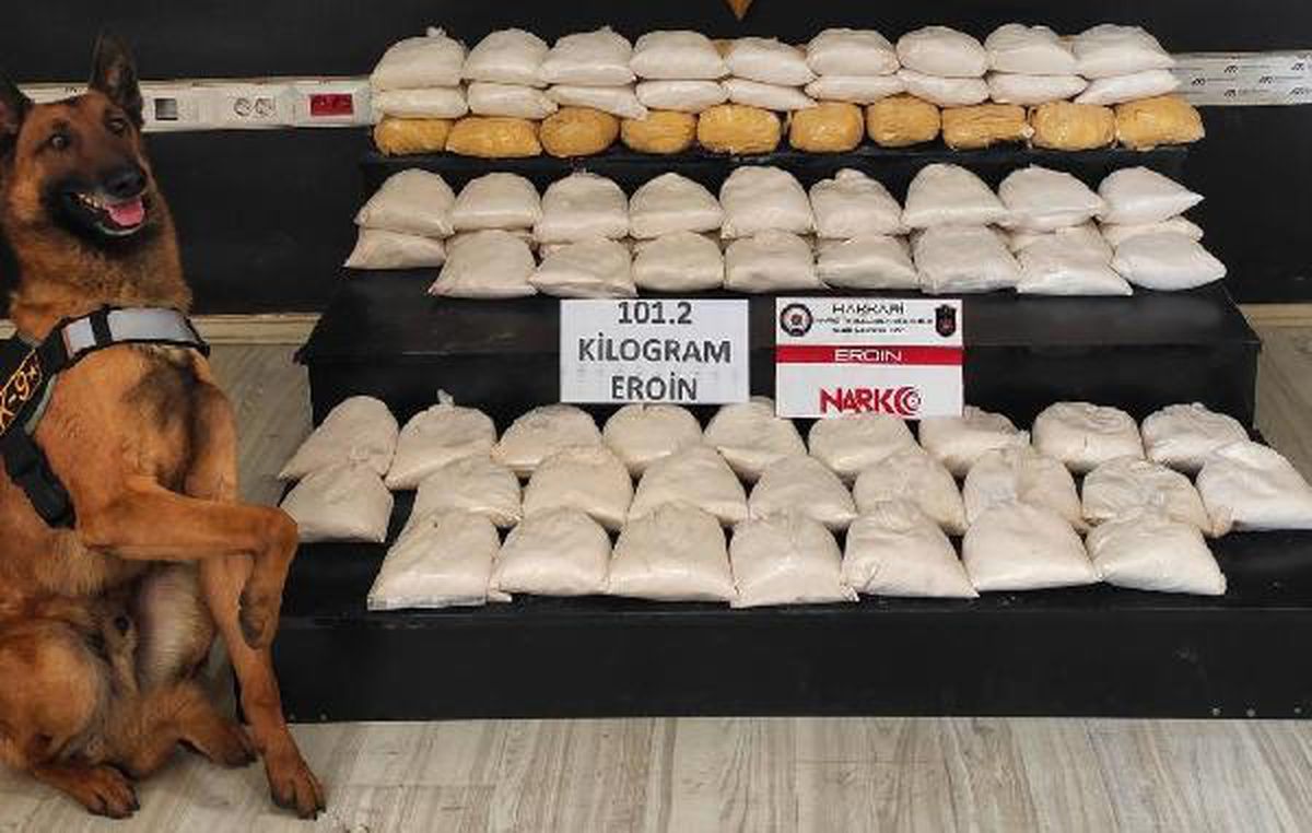 Yüksekova\'da dere yatağında 101 kilo 200 gram eroin ele geçirildi