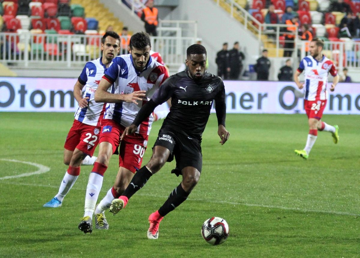 Altay ve Altınordu kozlarını finalde paylaşıyor