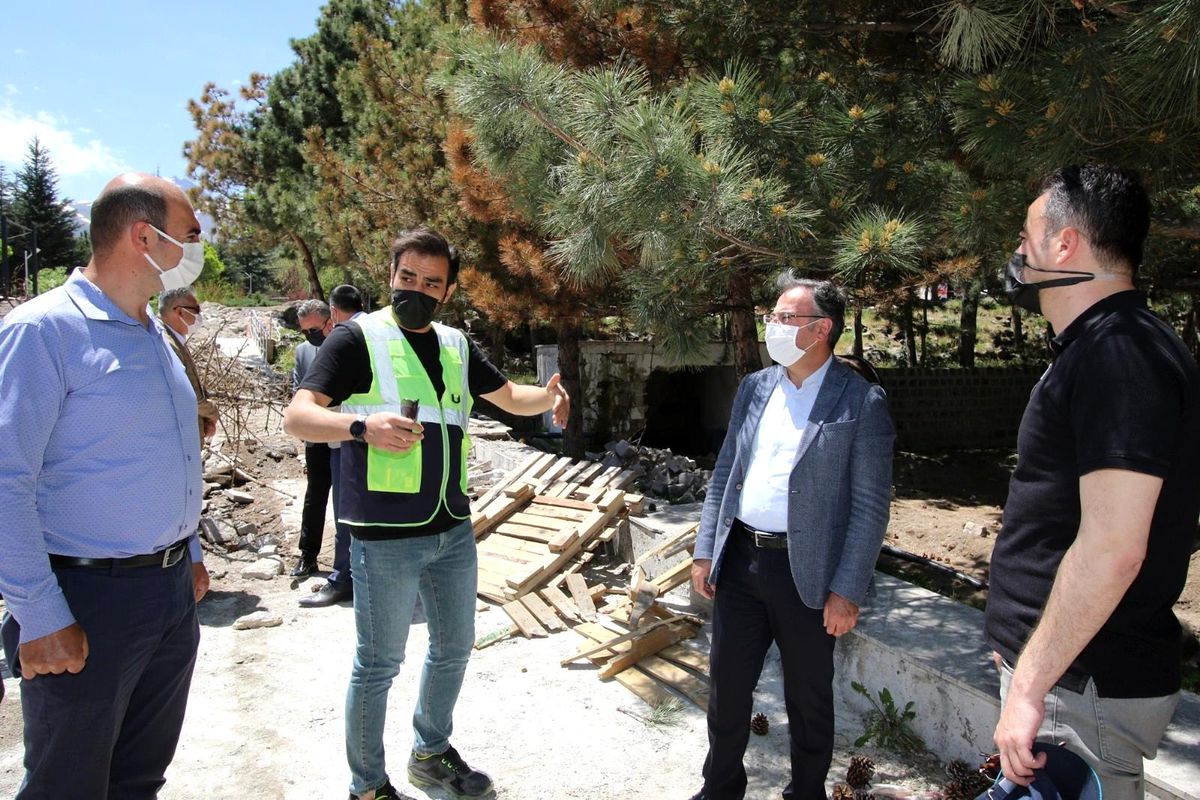 Başkan Özdoğan: "Hacılar\'ın Central Parkını inşa ediyoruz"