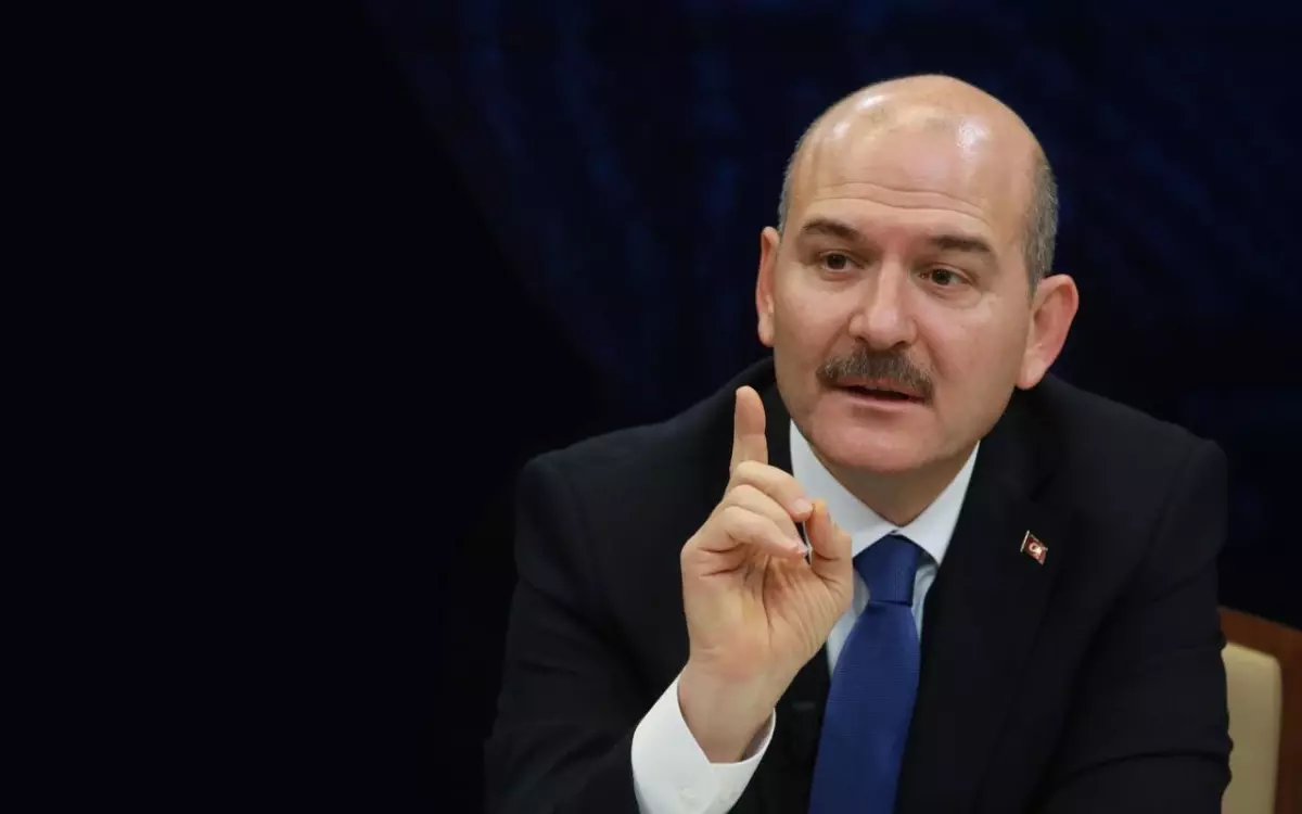 Ünlü anketçi Murat Gezici, Sedat Peker\'in iddialarını yorumladı: Bakan Soylu üzerinden Türkiye\'ye yapılmış müdahaledir