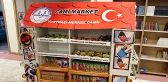 İmamdan çocukların camiye gelmesini teşvik için paranın geçmediği 'seyyar market'