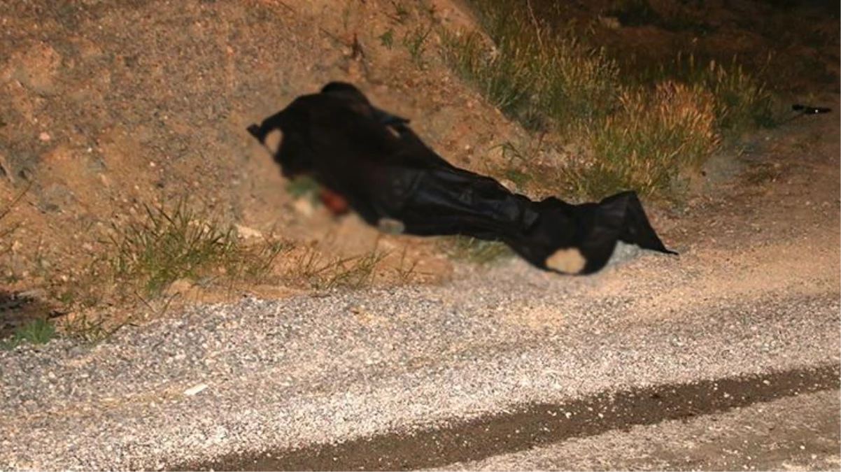 Kavga ihbarına giden polis ekipleri, silahla vurulmuş ceset buldu