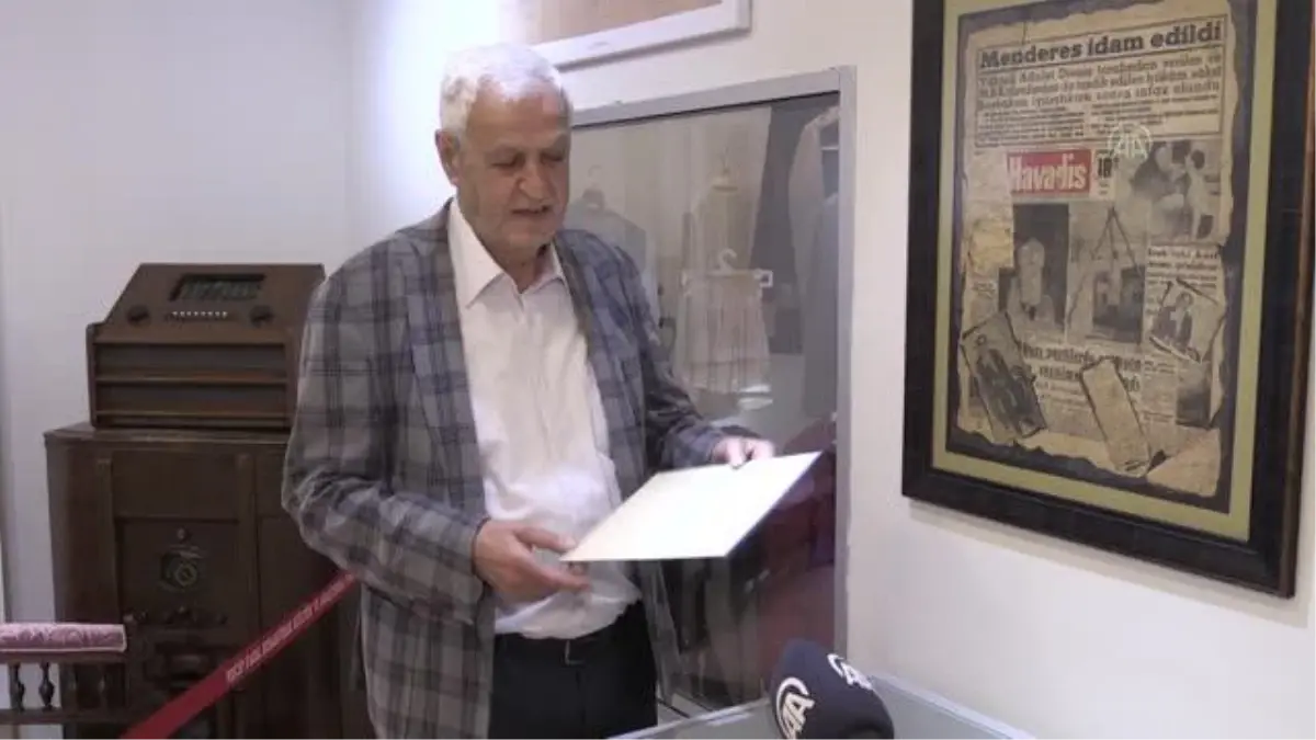 Necip Fazıl Kısakürek\'in oğulları Mehmed ve Osman Kısakürek babalarını anlattı