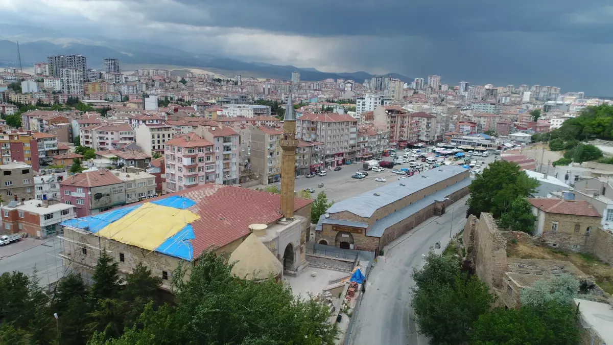 Sokullu Mehmet Paşa\'nın yadigarı 5 asırlık tarihi bedesten Kent Müzesi olarak hizmet verecek