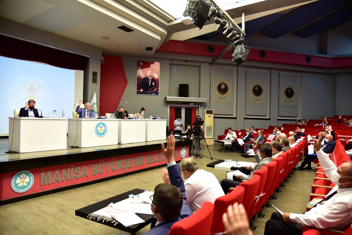 Turgutlu Otopark ve Pazaryerine Manisa Büyükşehir Belediyesinden destek