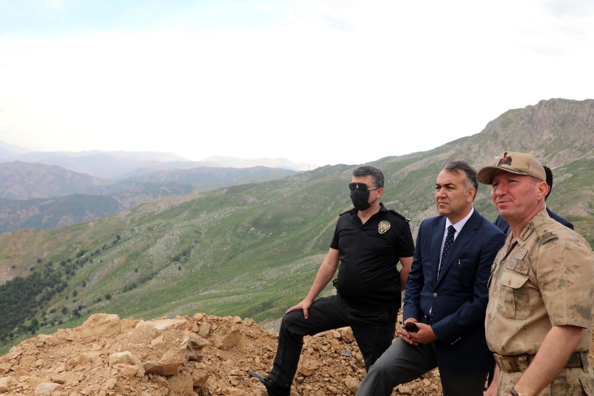 Vali Çağatay, Gazitepe Üs Bölgesi\'ni ziyaret etti