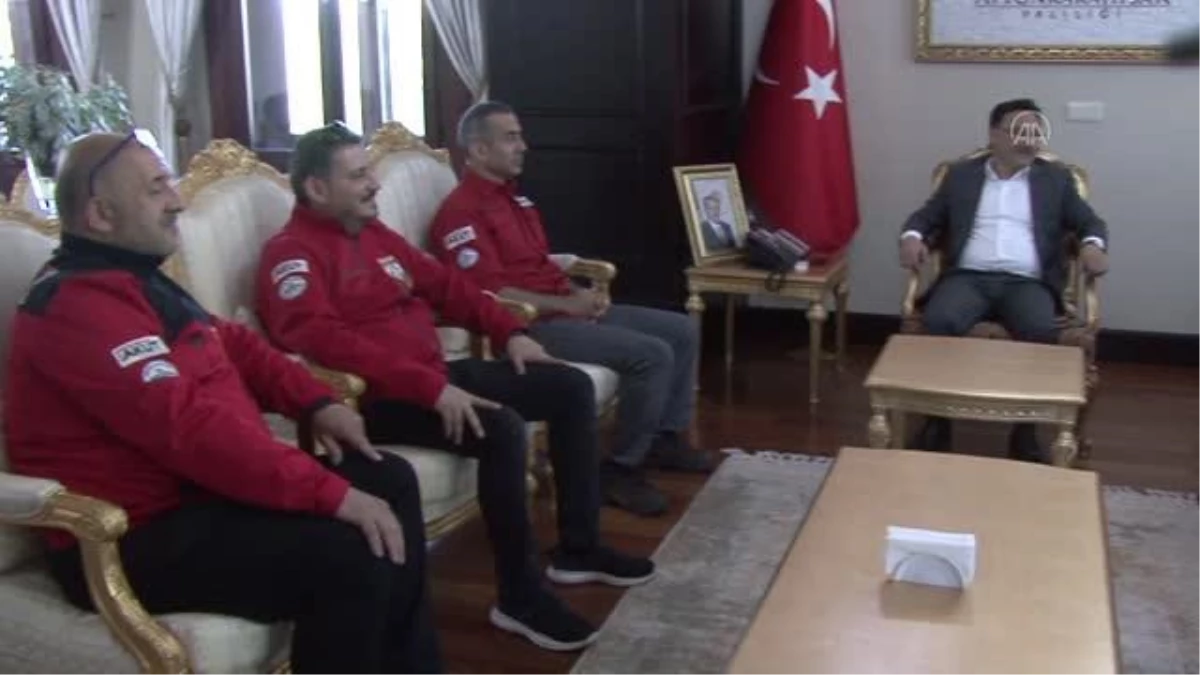 AFYONKARAHİSAR - AKUT Genel Başkanı Şalcı, Afyonkarahisar\'da temaslarda bulundu