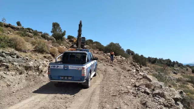 Bodrum'da arkeolojik sit alanında yapılan yol açma çalışması durduruldu