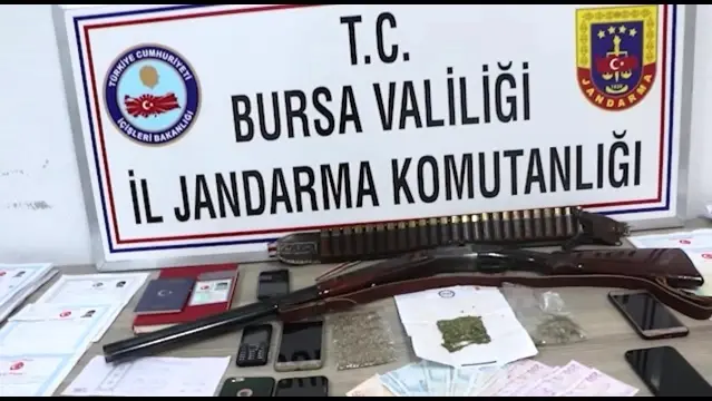 Bursa'da vatandaşları 150 milyon dolandıran suç örgütü çökertildi