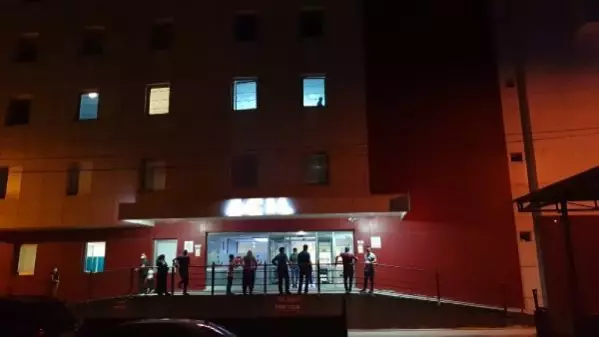 Evlilik tartışması cinayetle bitti! Genç kız, babasını acımadan bıçakladı Evlilik tartışması cinayetle bitti! Genç kız, babasını acımadan bıçakladı