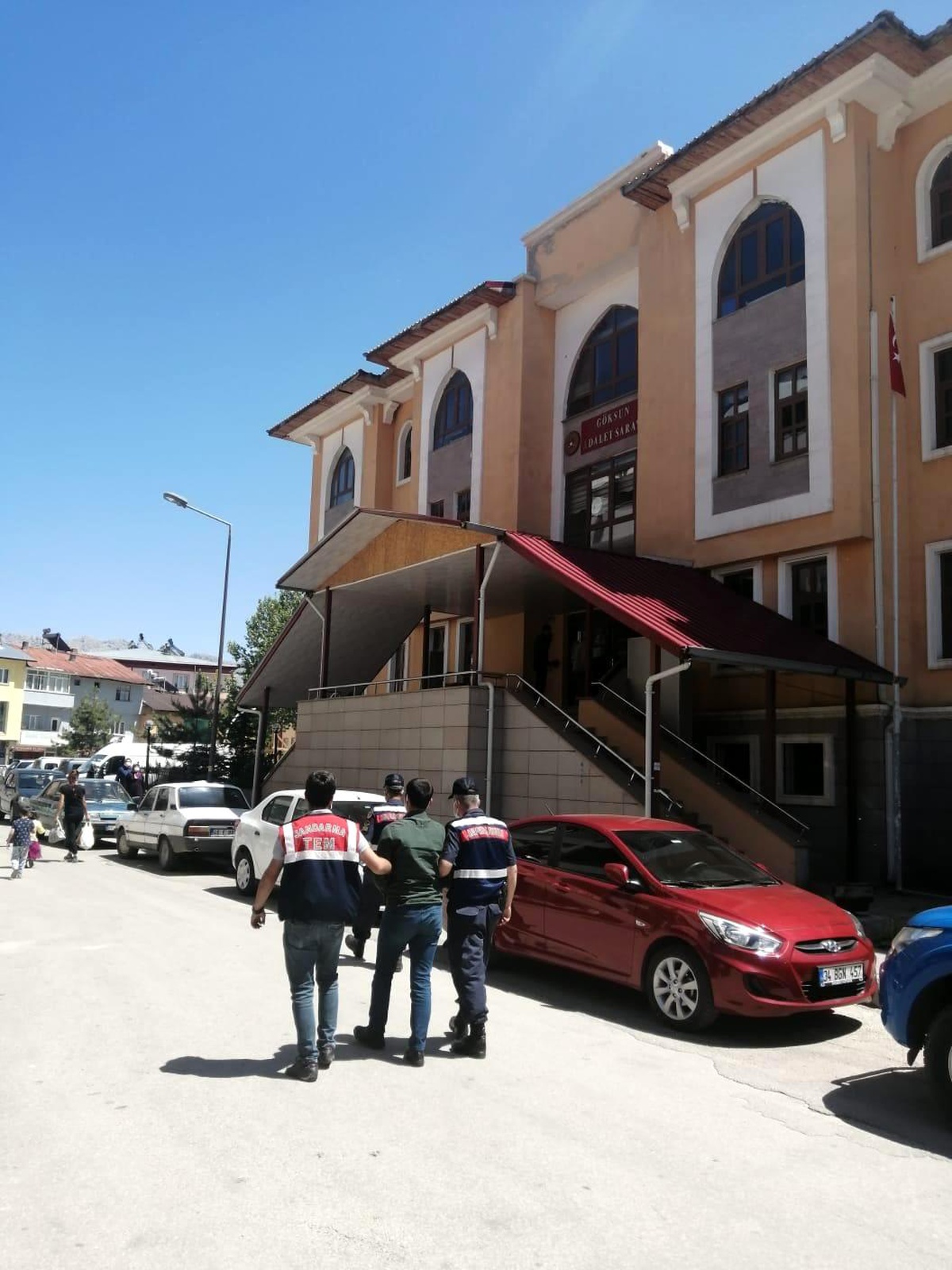 Son dakika haber... FETÖ davasında 6 yıl hapis cezası alan firari yakalandı