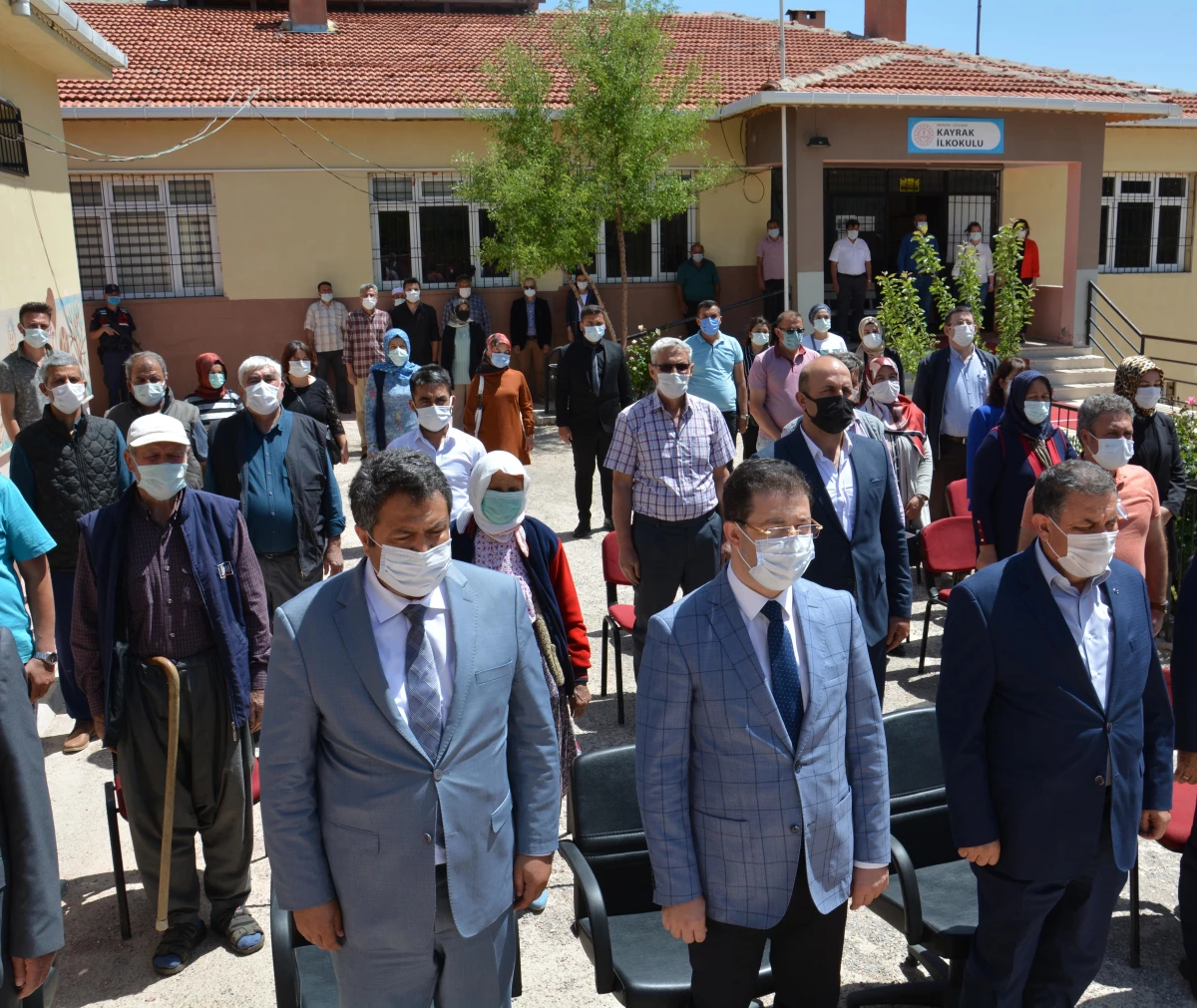 Gülnar\'da Şehit Jandarma Er Mehmet Koç\'un adının verildiği kütüphane hizmete açıldı