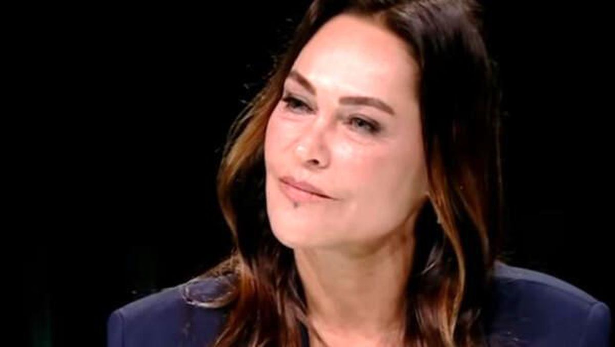 Hülya Avşar: Zenginlik kadar insanın başına gelebilecek kötü bir şey olamaz