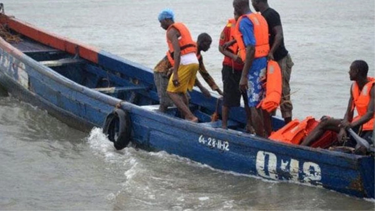 Nijerya\'da denizde facia! 160\'tan fazla yolcu taşıyan tekne alabora oldu