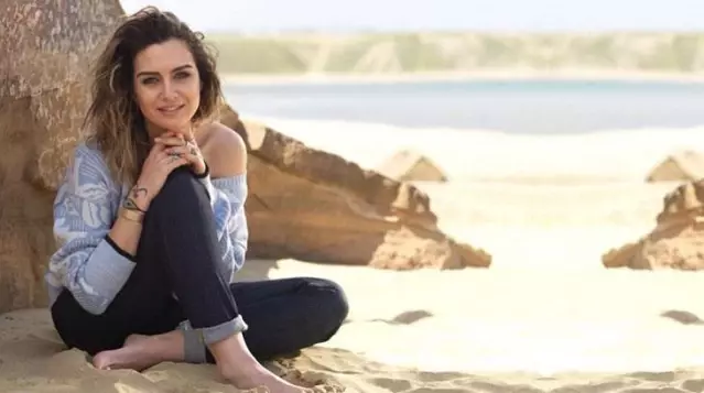 Oyuncu Birce Akalay kolları sıvayıp atölyeye girdi! Tasarladığı mücevherleri satacak Oyuncu Birce Akalay kolları sıvayıp atölyeye girdi! Tasarladığı mücevherleri satacak