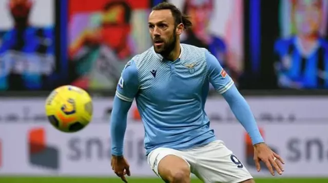 Vedat Muriqi'in eşinden Fenerbahçelileri heyecanlandıran paylaşım Vedat Muriqi'in eşinden Fenerbahçelileri heyecanlandıran paylaşım