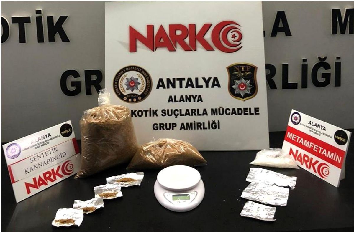 Son dakika! Alanya\'da uyuşturucu operasyonu: 1 kilo 29 gram bonzai ele geçirildi