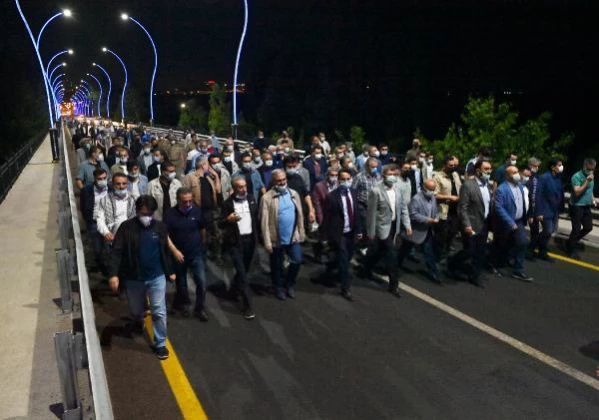 Diyarbakır'da 'Fetih Yürüyüşü'