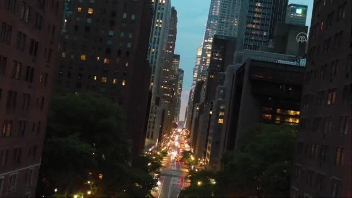 (DRONE) Manhattan\'da gün batımı