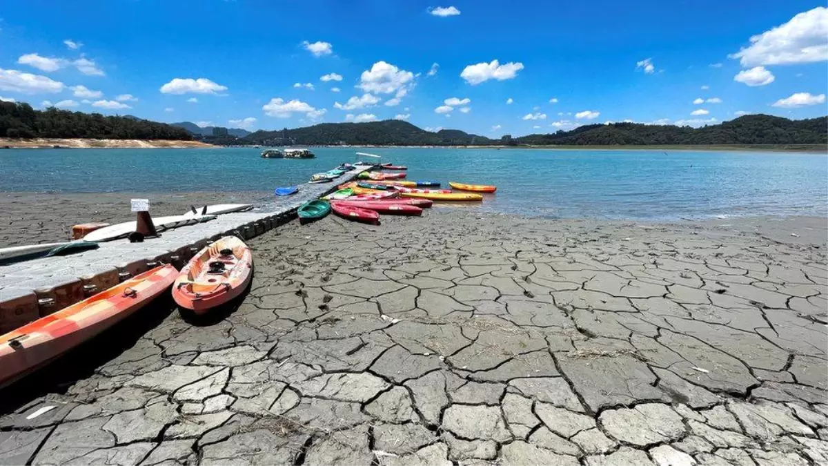 Dünya, küresel ısınma eşiği olan 1.5C dereceye \'gelecek beş yıl içinde ulaşabilir\'