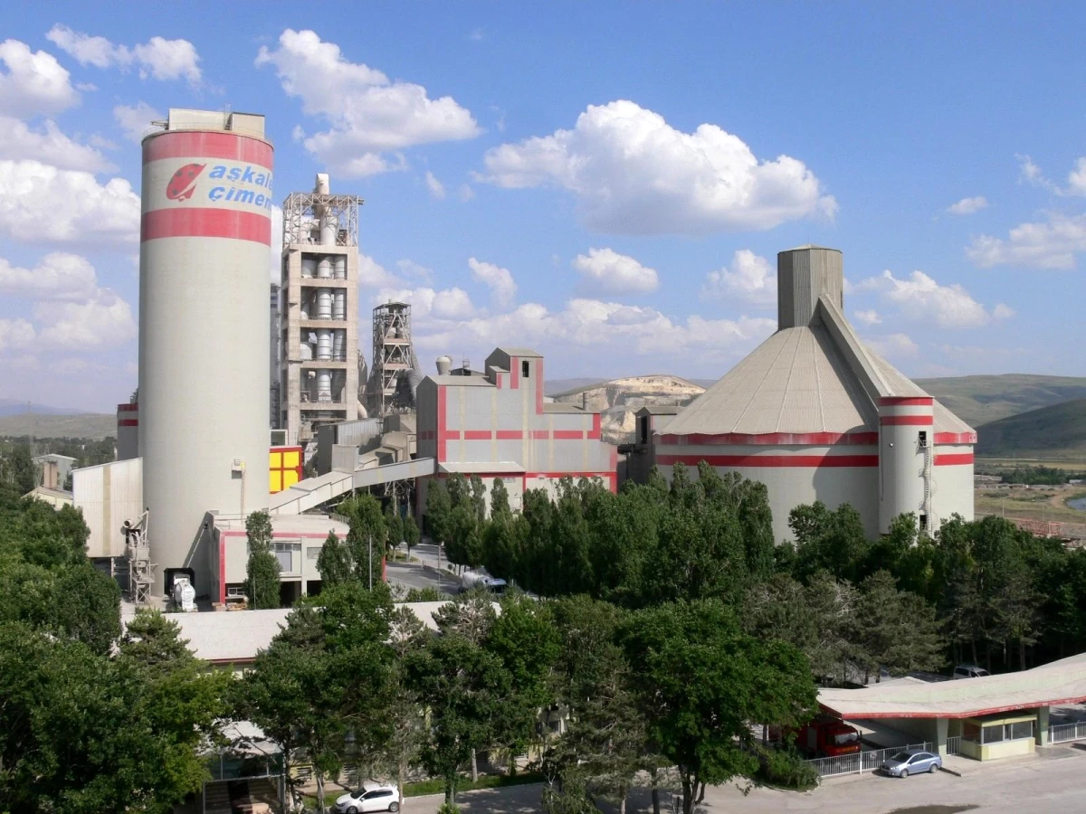 Erzincan\'da da hazır beton tesisi bulunan Aşkale Çimento ekonominin devleri liginde 308\'inci sırada yer aldı