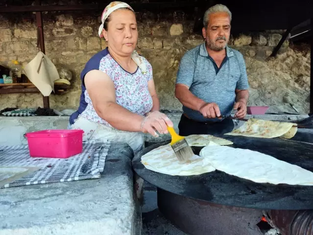 Hataylı kadınların geçim kaynağı sac ve tandır ekmeği