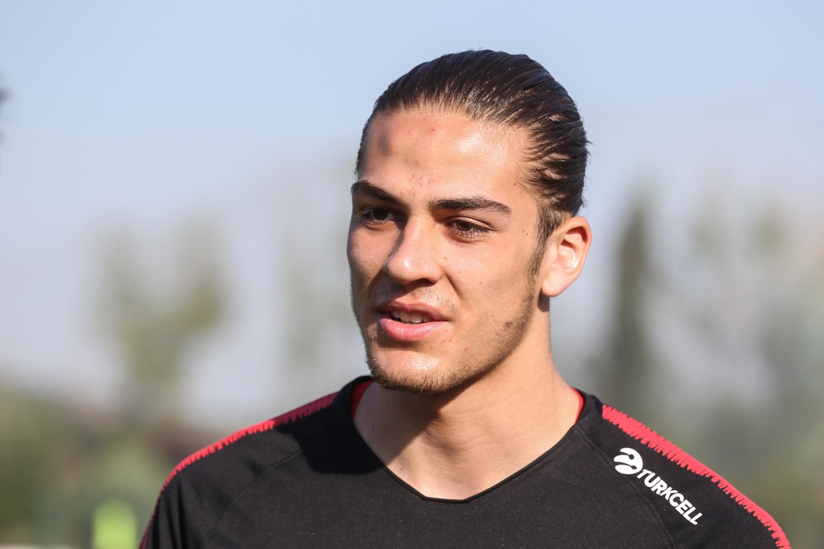 Kayserispor\'un genç kalecisi Doğan Alemdar\'ın önceliği Avrupa\'da forma giymek