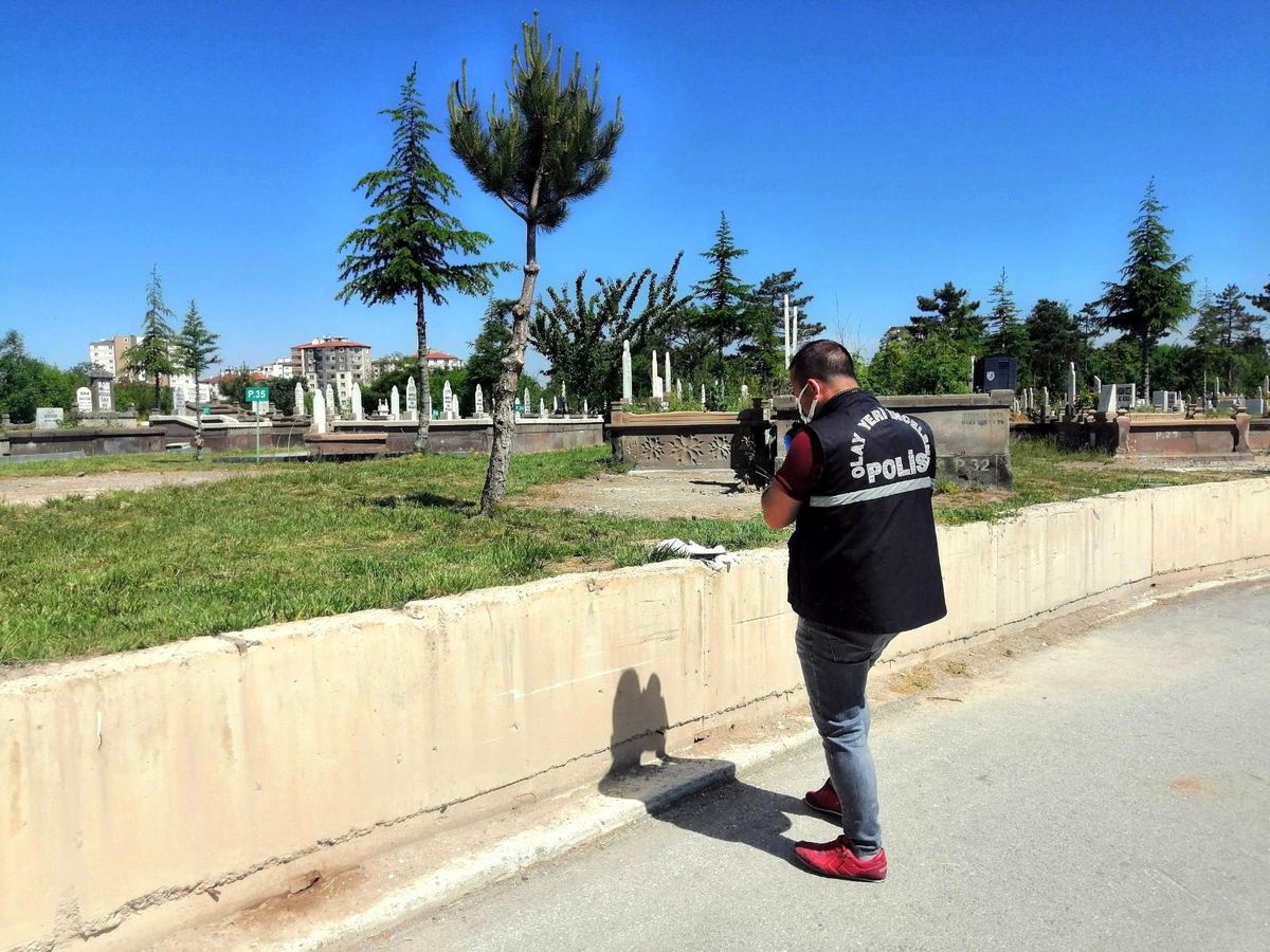 Mezarlıkta intihar girişimi