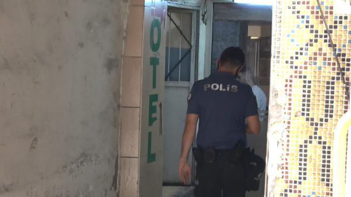 Miras paylaşımı için Diyarbakır\'a geldi, akrabalarının otelinde ölü bulundu