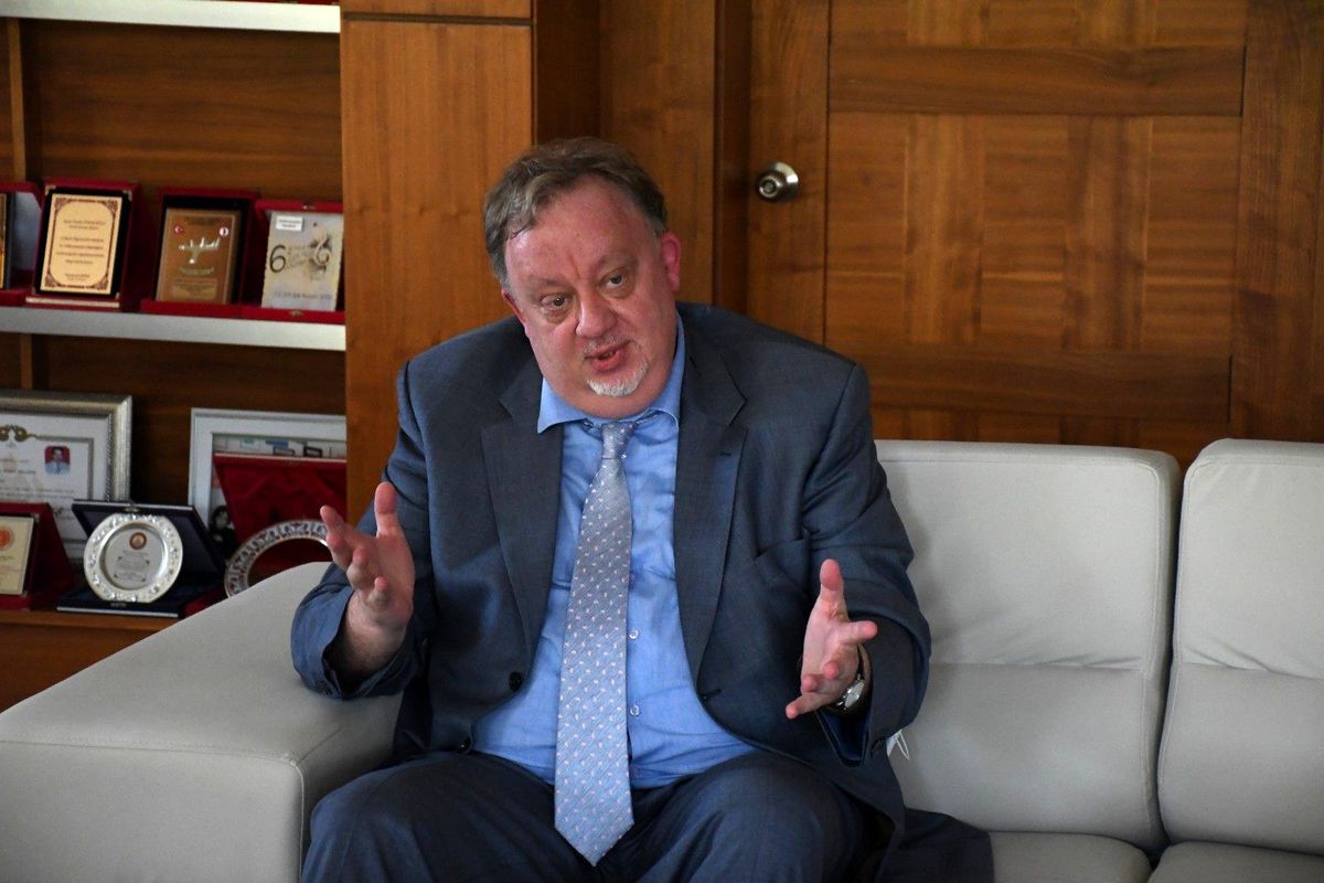 Rus Konsolos Rogoza: "Uçuşların başlamasıyla Rusların Kemer\'e akın edeceğini düşünüyorum"