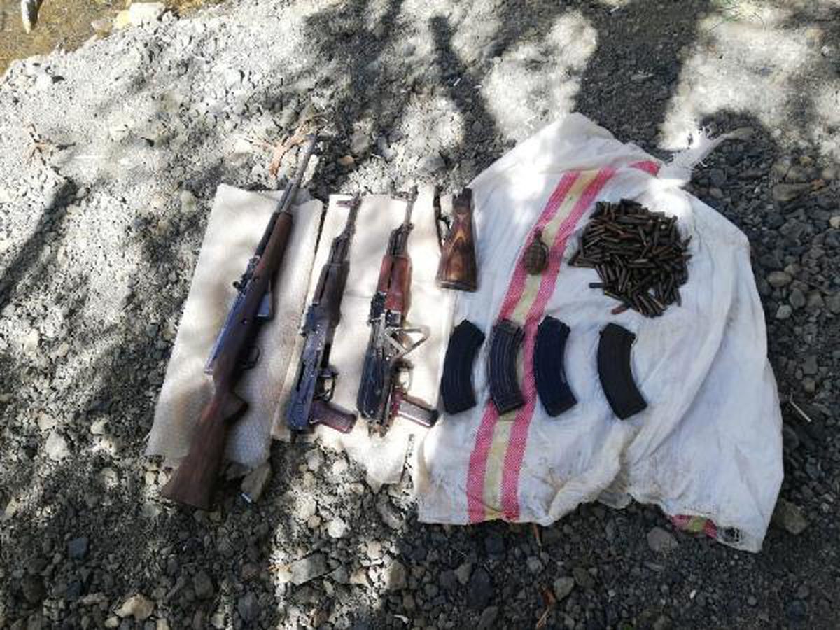 Son dakika... Van\'da PKK\'lı teröristlere ait silah ve mühimmat ele geçirildi